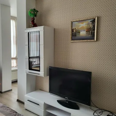семицвіт Апартаменты *