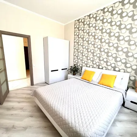 Apartment семицвіт