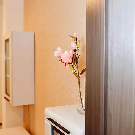 семицвіт Apartment
